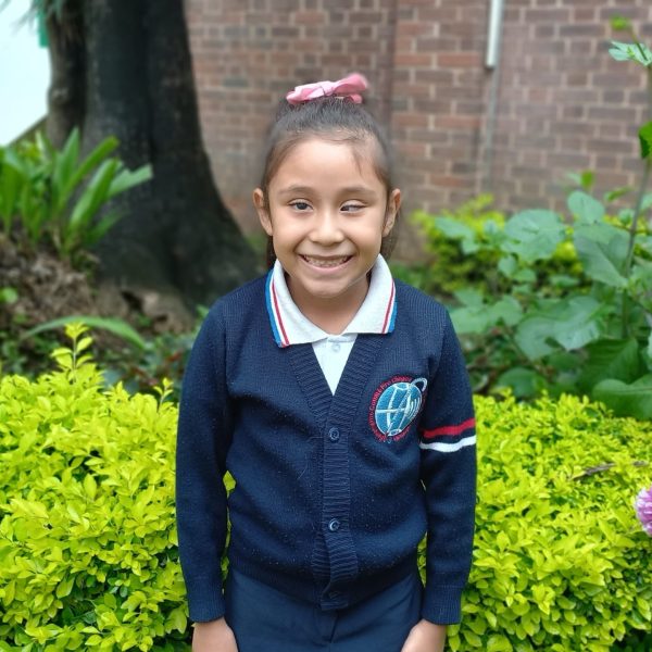 Ashly Karina Sola Martínez 1-81A664CF-E049-4903-BEA5-1E2CC9BD1AC4